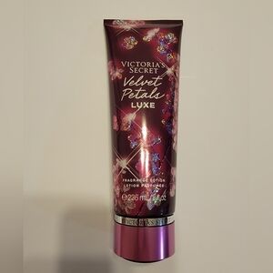 NEW Victoria's Secret Velvet Petals Luxe Fragrance Lotion